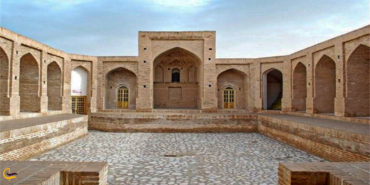 پیشنهاد تبدیل قصرشیرین به قطب گردشگری زمستانه