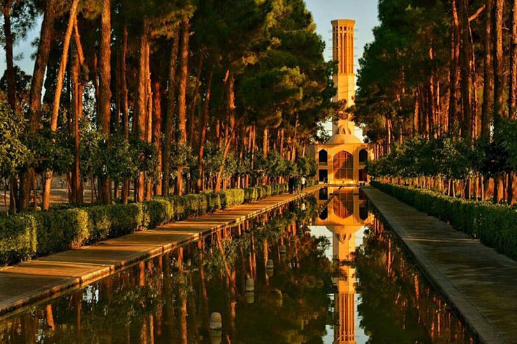 تور 4 روزه یزد از مشهد 25 دی 1403