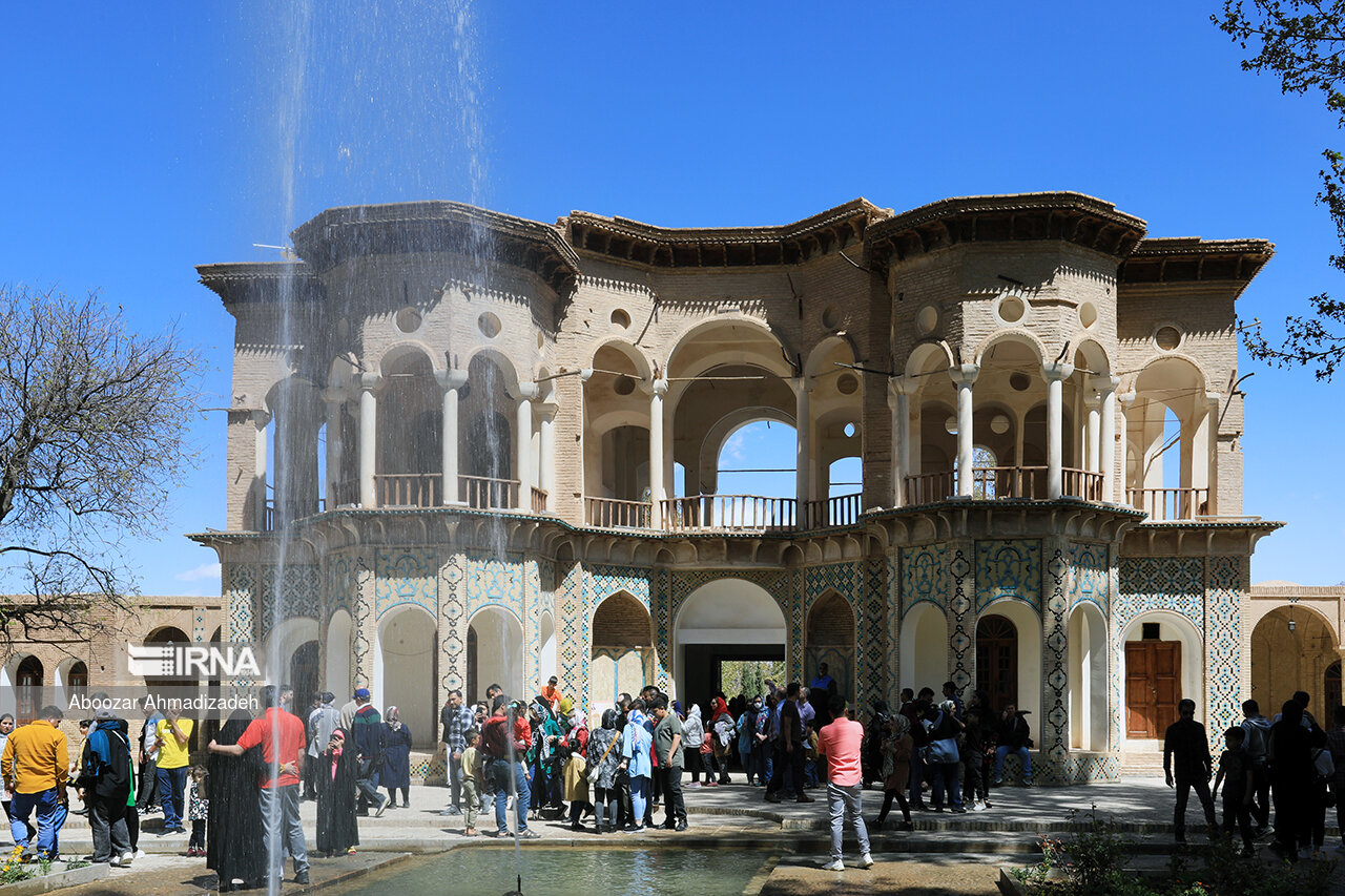 تبدیل کرمان به یکی از قطب‌های ملی گردشگری