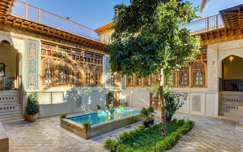 اقامتگاه سنتی ایران مهر شیراز