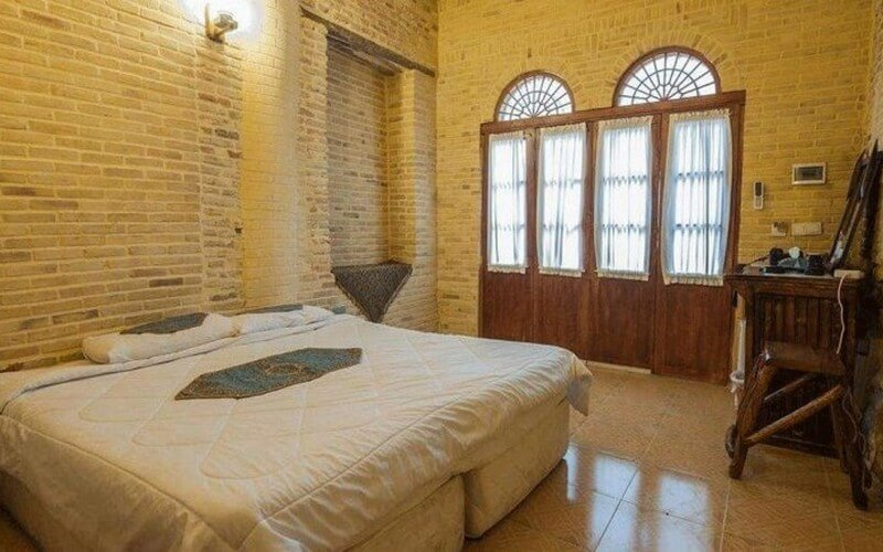 اقامتگاه سنتی فروغ مهر شیراز