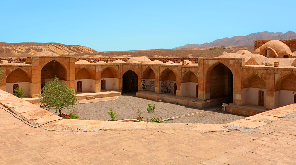 تور گرمسار